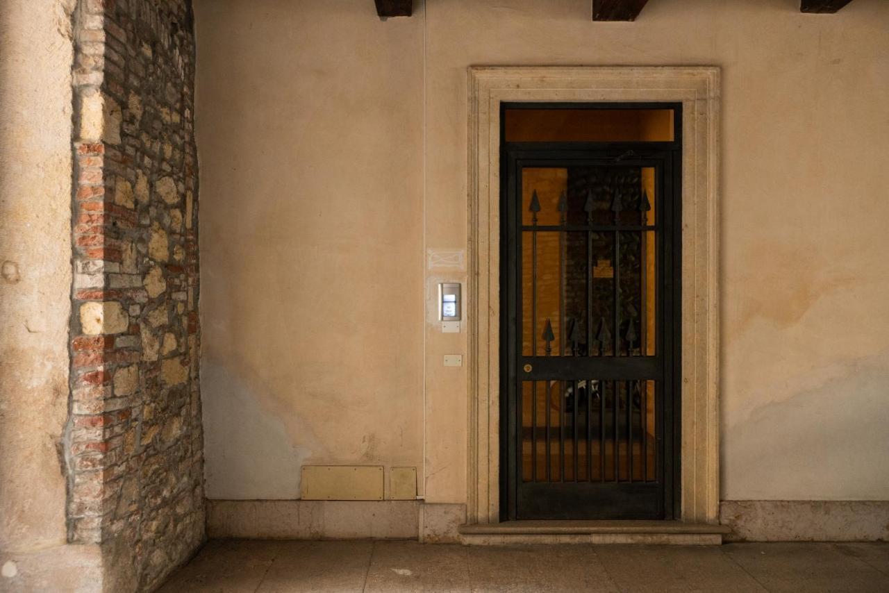 Domus Verona - Magnifiche Residenze San Fermo Exterior photo